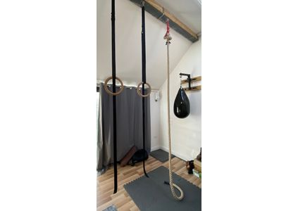 Customer image of Gym &amp; Fitness Climbing Rope with soft eye and heatshrink finish - Natural Hemp