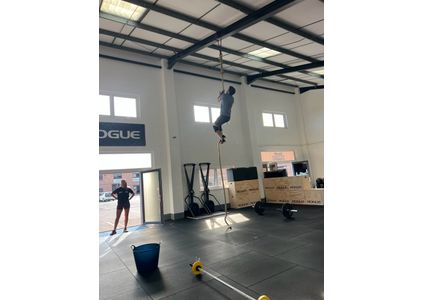 Customer image of Gym &amp; Climbing Rope - Natural Hemp &amp; Premade - Soft Eye
